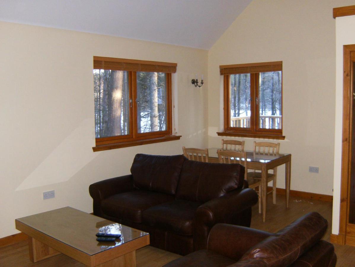 Cairngorm Lodges Aboyne Exteriör bild